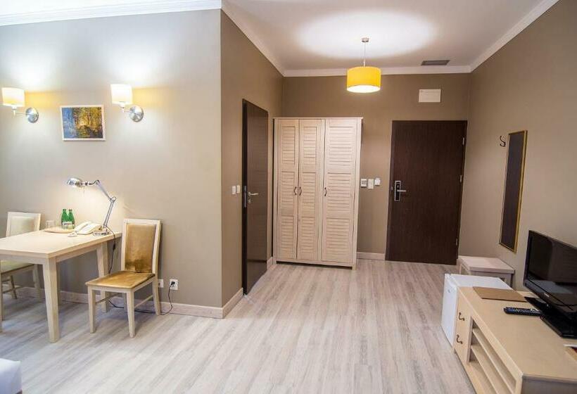 חדר דלוקס לשלושה, Barczyzna Medical Spa