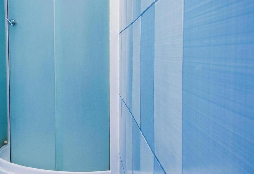 Camera Familiare, Complex Mona Caraiman