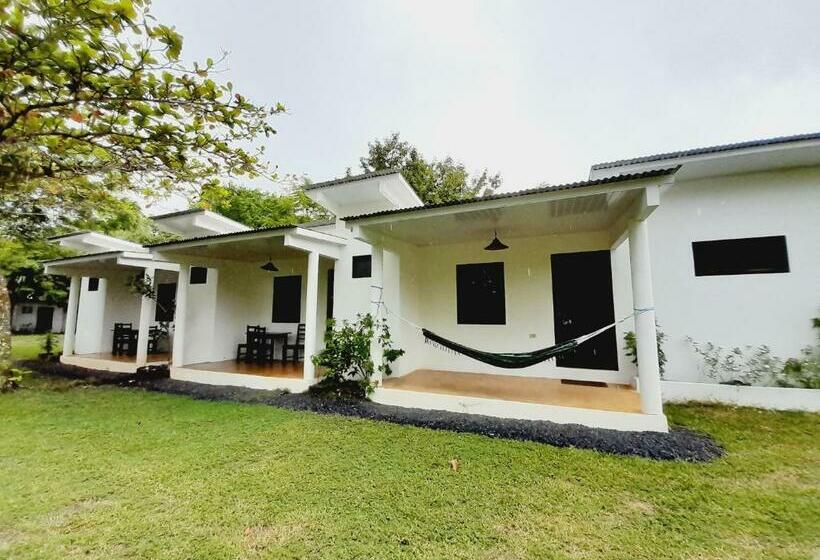 غرفة عائلية مطلّة علي الحديقة, Hibiscus Garden