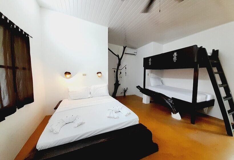 غرفة عائلية مطلّة علي الحديقة, Hibiscus Garden