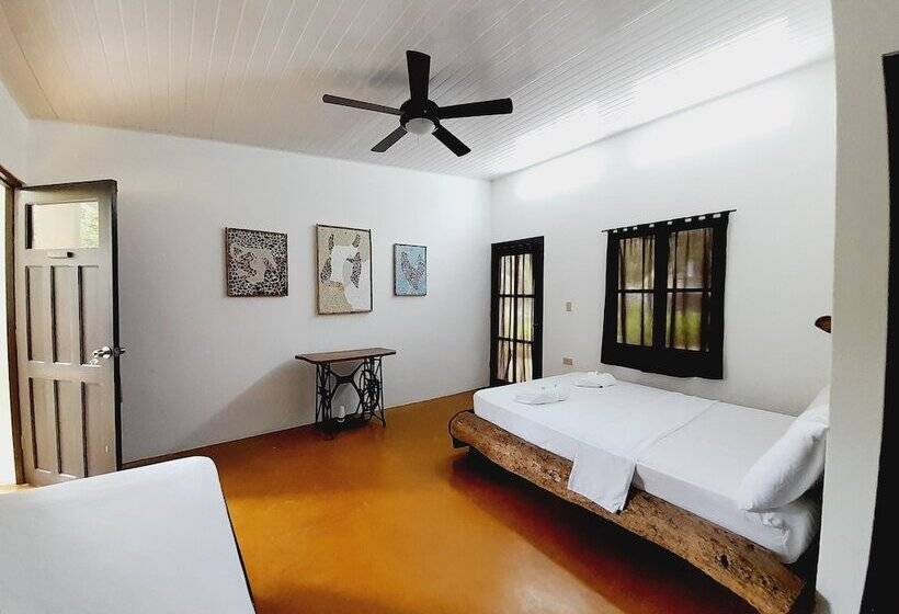 غرفة عائلية مطلّة علي الحديقة, Hibiscus Garden