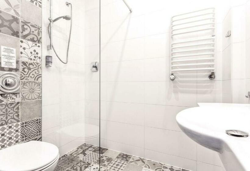 اتاق لوکس, Kaliski