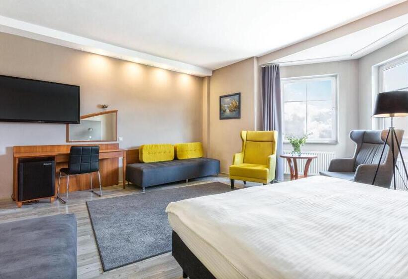 استودیوی استاندارد, Kaliski