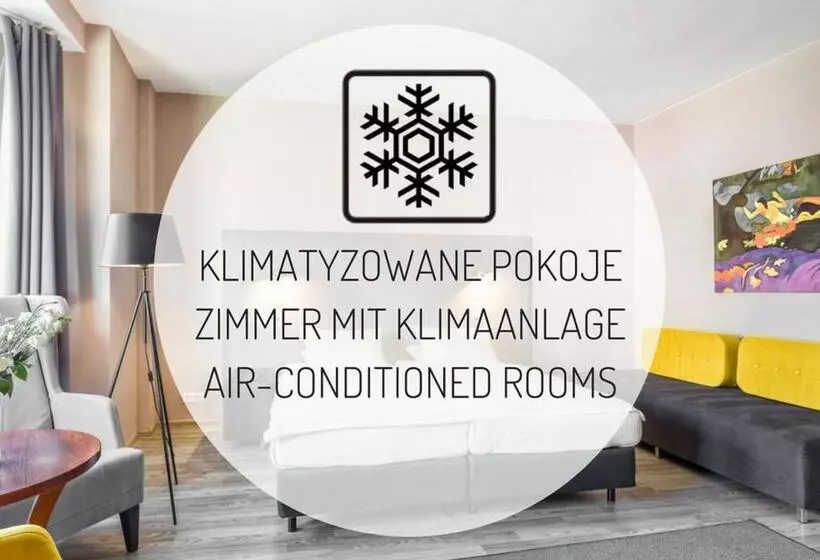 Deluxe Neljän Hengen Huone, Kaliski