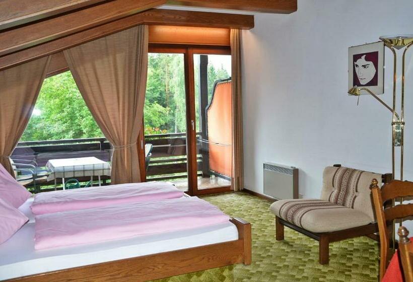 패밀리 아파트, Landhaus Schreier