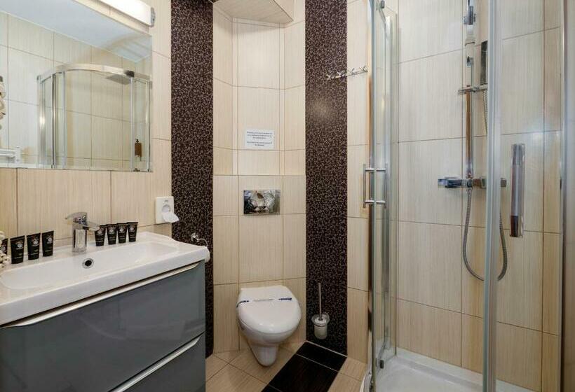 스탠다드 싱글 룸, Liptakówka