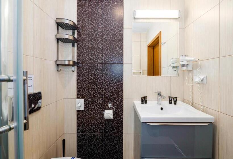 기본룸, Liptakówka