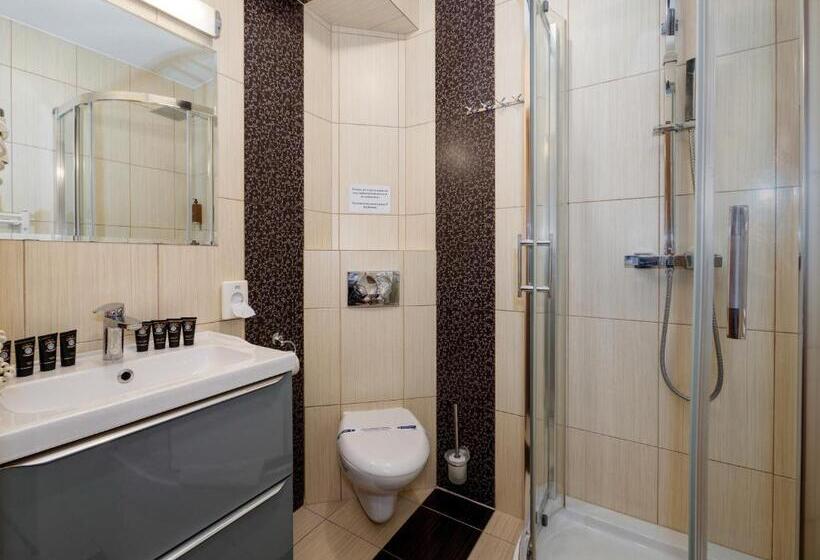 기본룸, Liptakówka