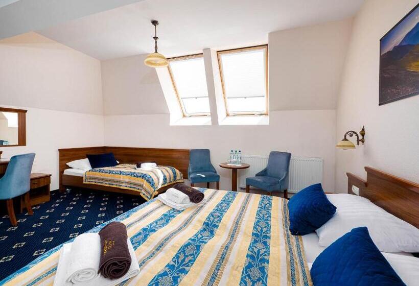 디럭스 트리플 룸, Liptakówka