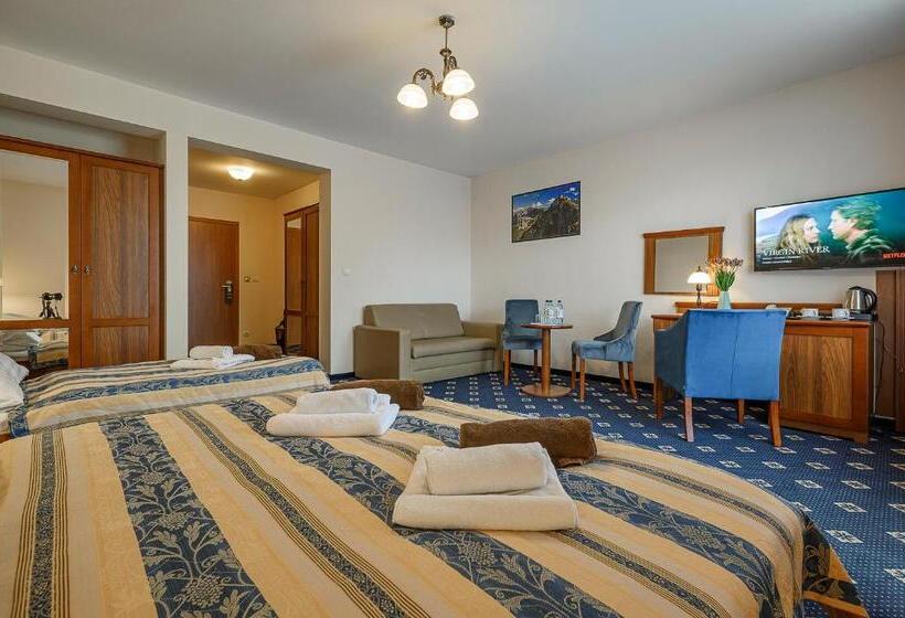 디럭스 트리플 룸, Liptakówka