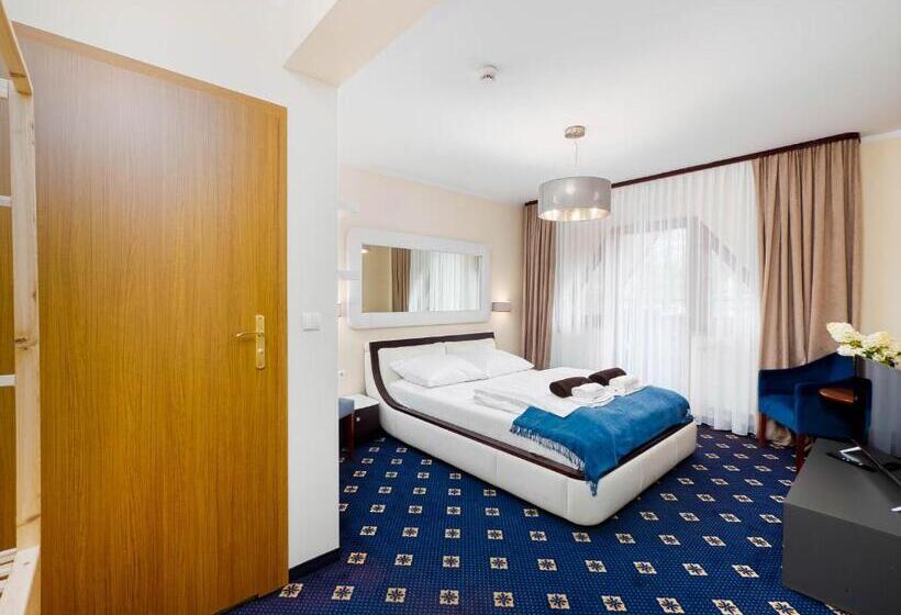 수피리어 룸, Liptakówka