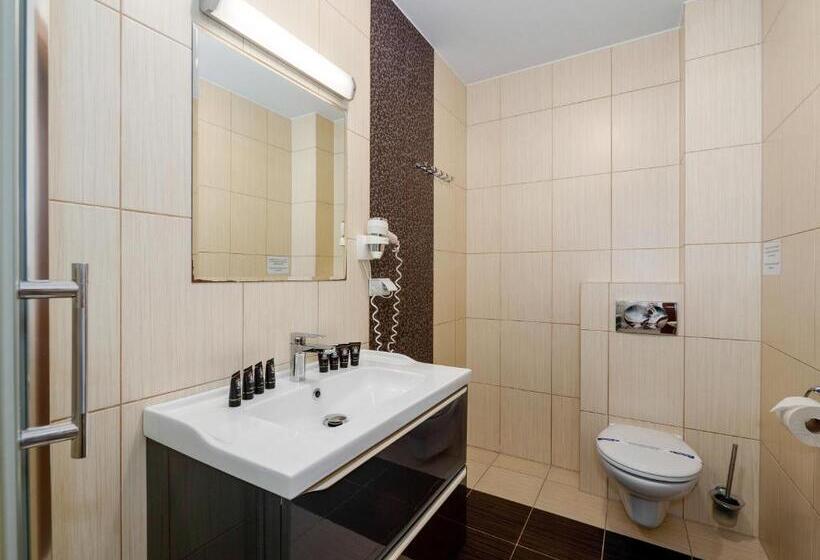 4인용 스탠다드 룸, Liptakówka