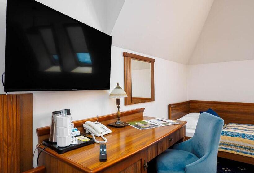 디럭스 트리플 룸, Liptakówka