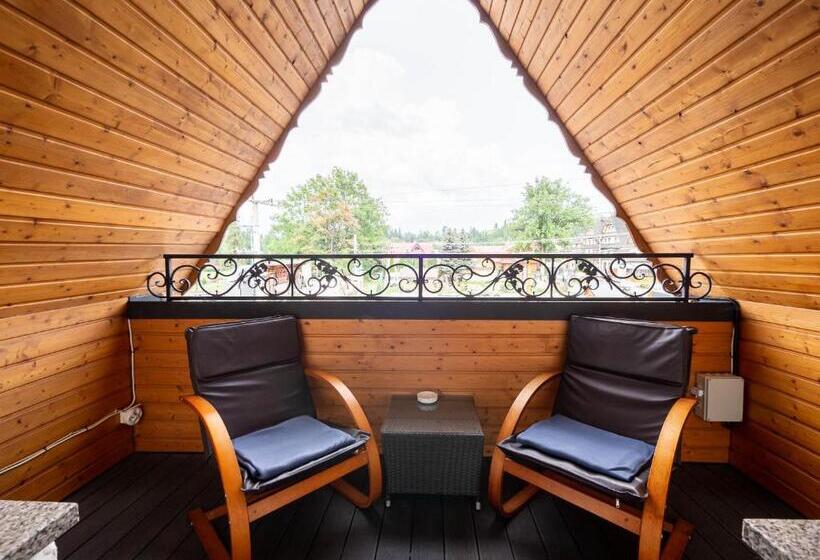 수피리어 스튜디오, Liptakówka