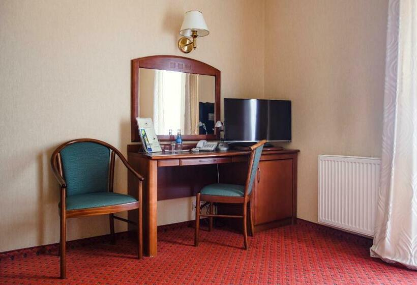 חדר סטנדרט, Magellan