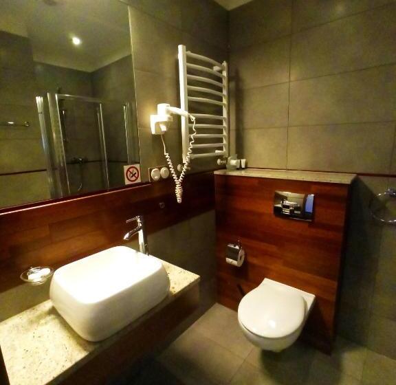 חדר סטנדרט, Modus