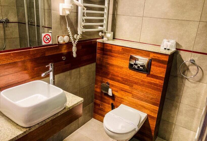 חדר סטנדרט, Modus