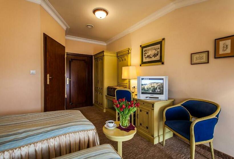 חדר סטנדרט, Na Podzamczu