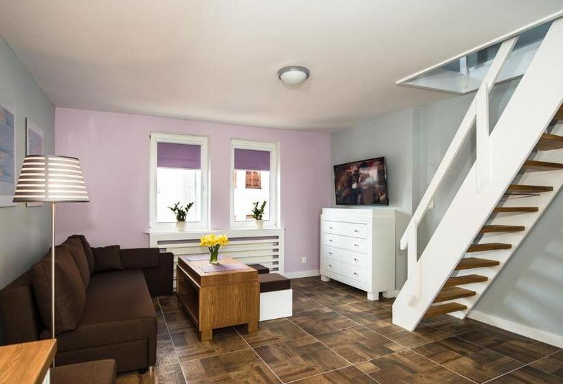 آپارتمان 1 خوابه, Nad Pisą