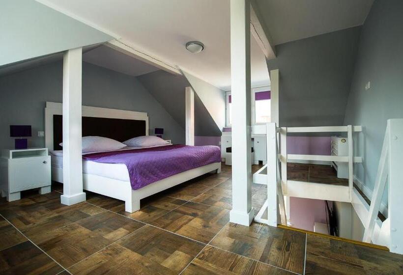 آپارتمان 1 خوابه, Nad Pisą