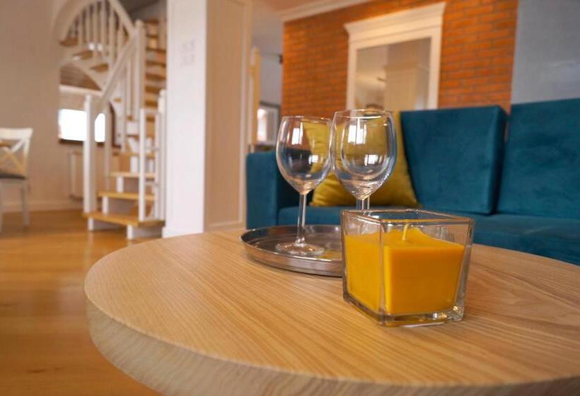 خانه 2 خوابه, Nad Pisą