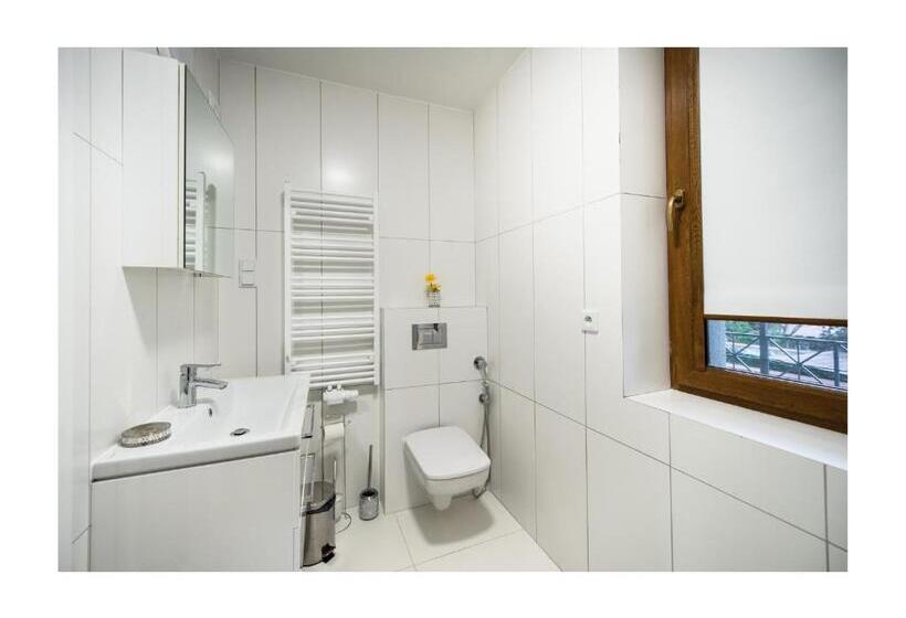 خانه 2 خوابه, Nad Pisą