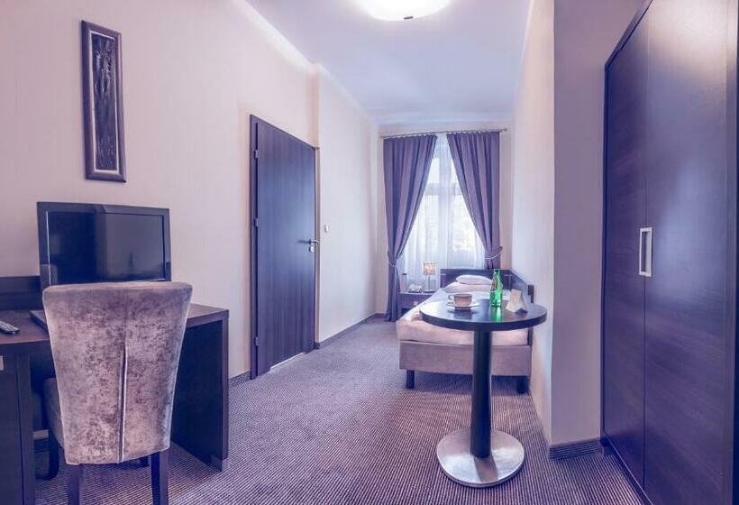 חדר סטנדרט יחיד, Niemcza Wino & Spa