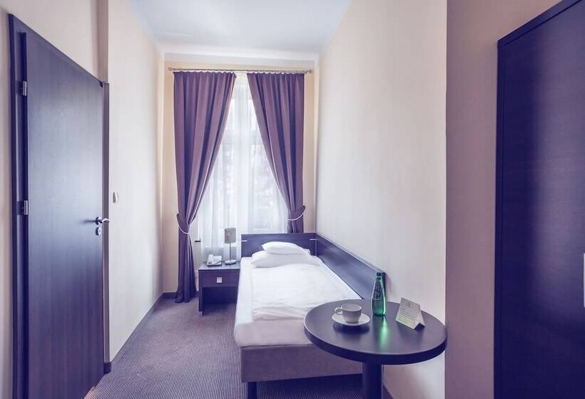 חדר סטנדרט יחיד, Niemcza Wino & Spa