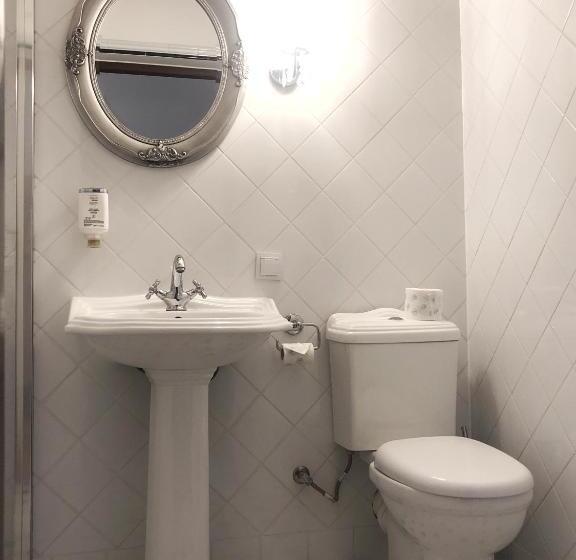 חדר סטנדרט יחיד, Pałac Krobielowice