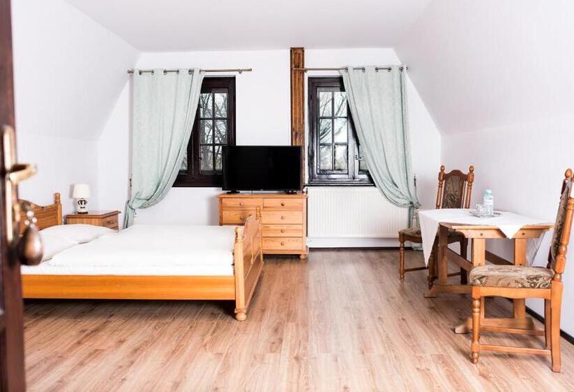 חדר סטנדרט, Pałac Krobielowice