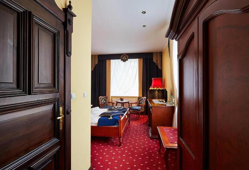 Номер Стандарт Индивидуальный, Pałac Runowo