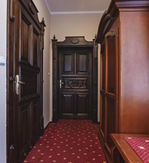 Номер Стандарт Индивидуальный, Pałac Runowo