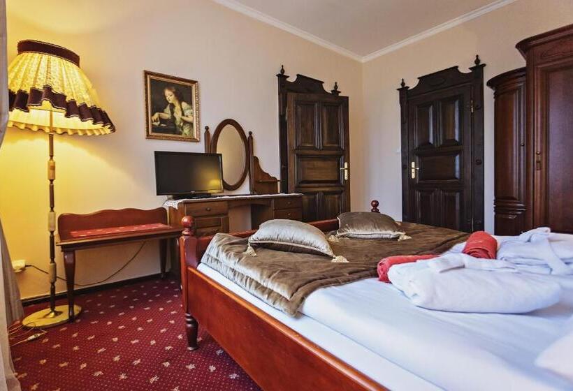 Апартаменты 1 Спальня, Pałac Runowo