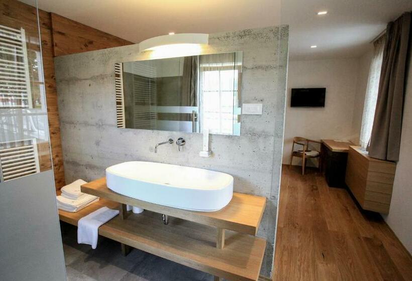 اتاق اکونومی, Penzion Repnik