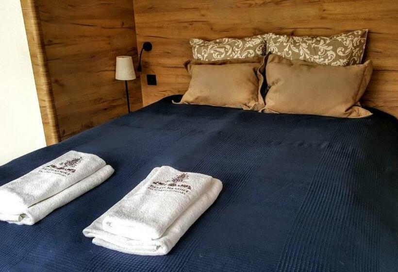 Вилла 1 Спальня Вид на Сад, Pálos Resort