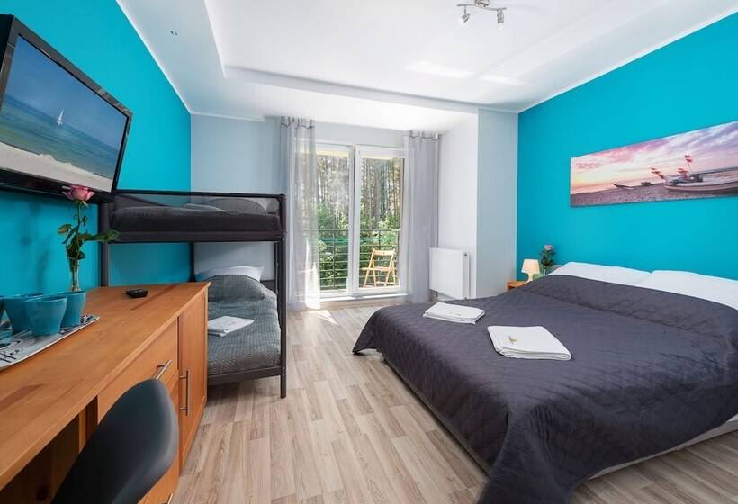 اتاق خانوادگی, Przystan Rozewie