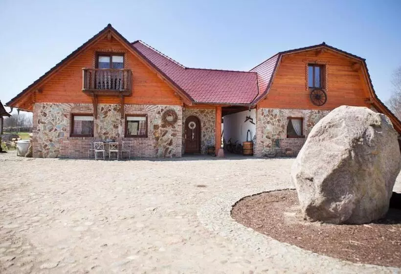 3ベッドルームハウス, Rancho Zapotoczny