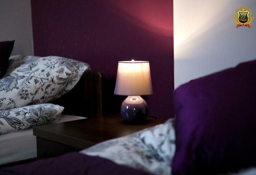 غرفة قياسية, Rezydencja Bakamus