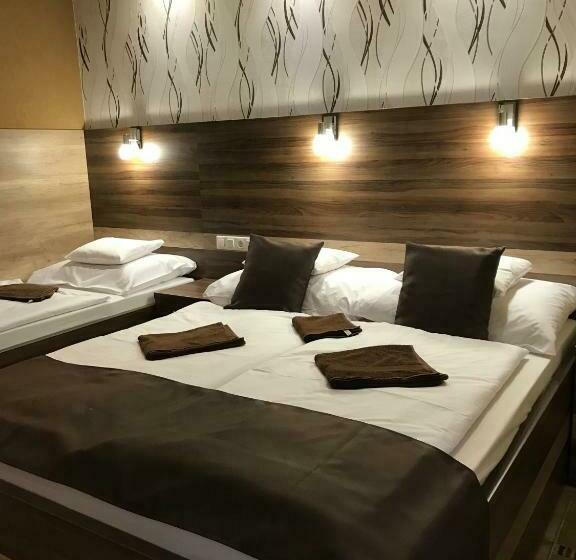 Номер Стандарт Трехместный, Royal