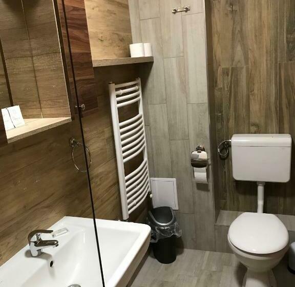 Номер Стандарт, Royal