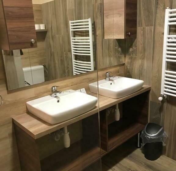 Номер Стандарт Трехместный, Royal