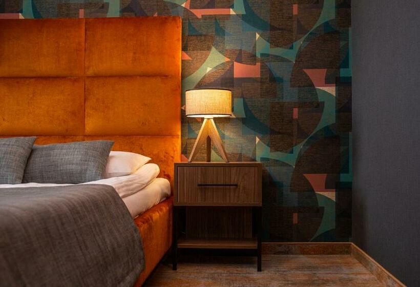 סוויטה, Styl 70