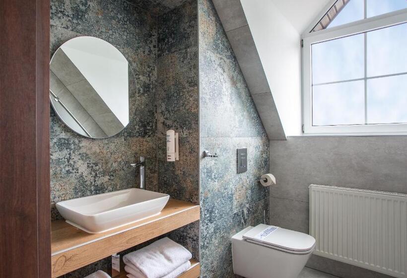 סוויטה, Styl 70