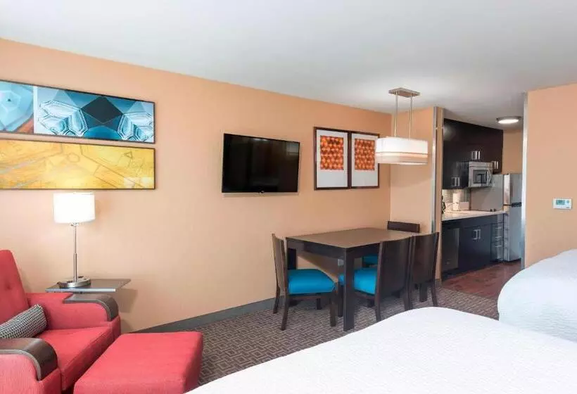 スタンダードスタジオ, Towneplace Suites By Marriott Ontario Mansfield