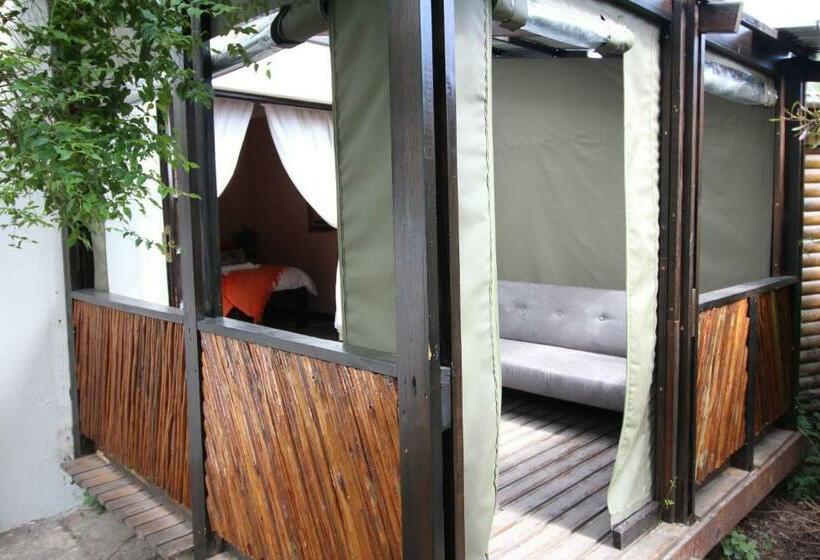 Семейный Номер, Mali Boutique Lodge & Tube  N Axe Budget Accommodation