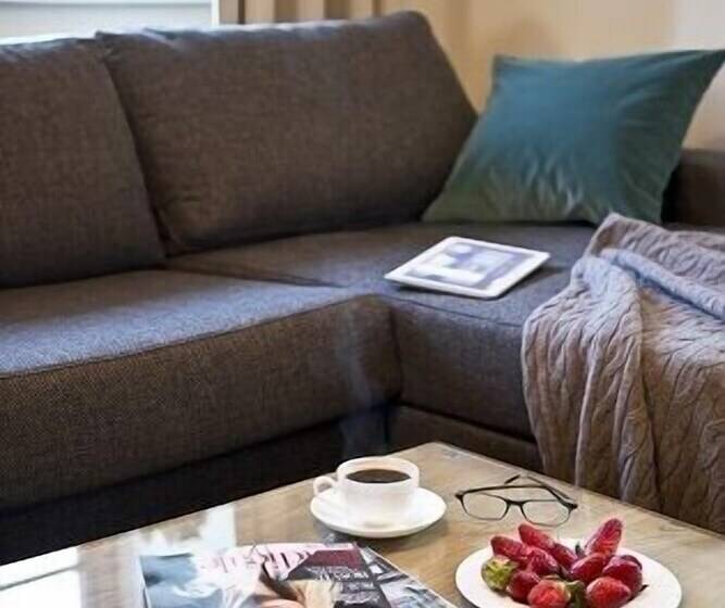 דירת חדר, Uroczysko Siedmiu Stawow