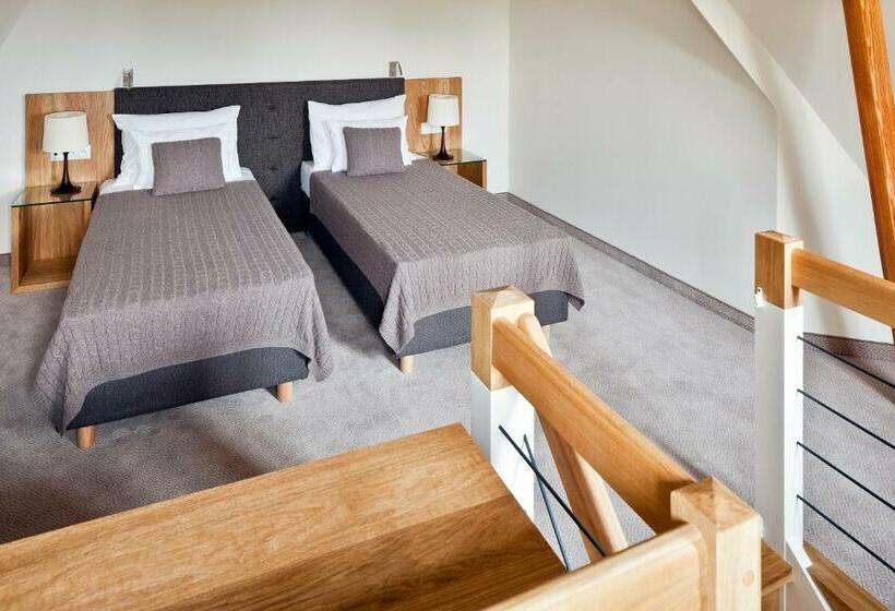 סוויטת ג'וניור דופלקס, Uroczysko Siedmiu Stawow