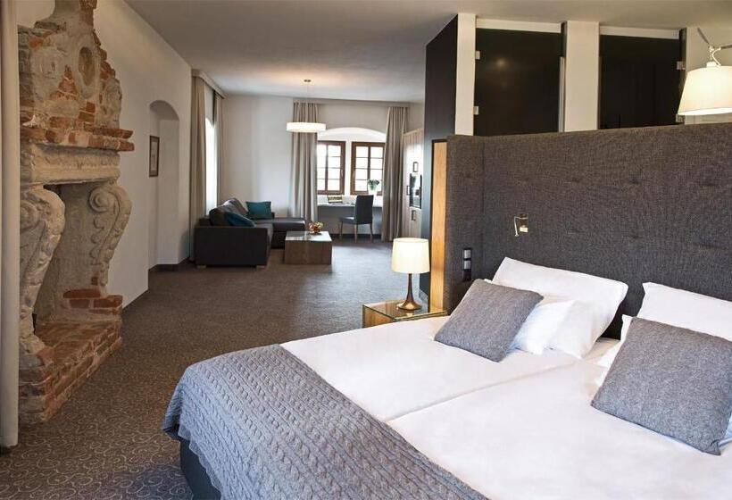 דירת חדר, Uroczysko Siedmiu Stawow