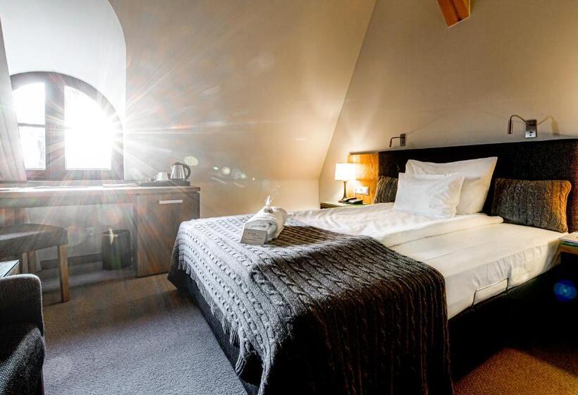 חדר סטנדרט יחיד, Uroczysko Siedmiu Stawow