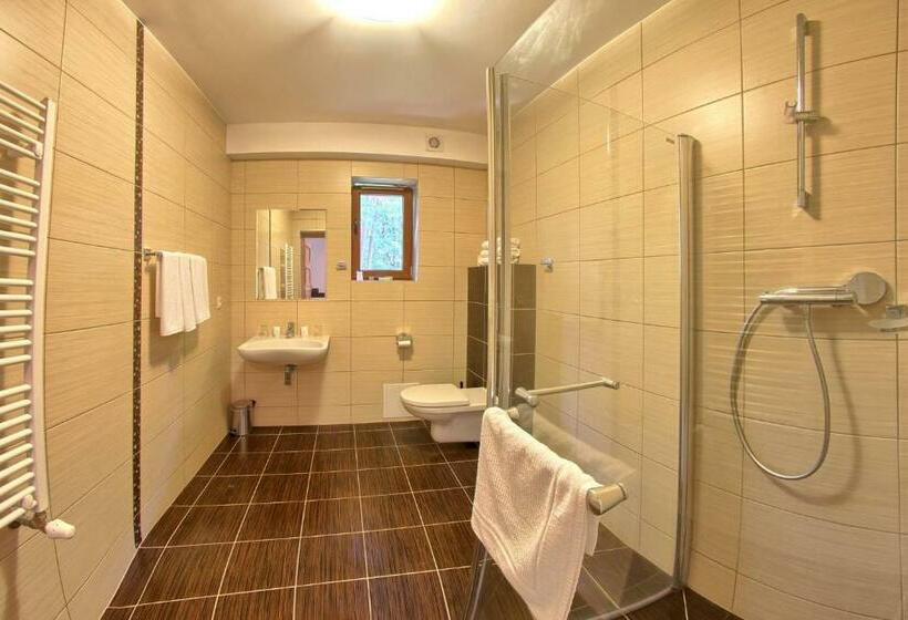 דירת שני חדרים, Zacisze